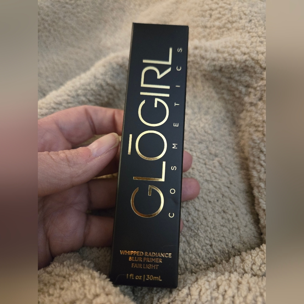 GloGirl Whipped Radiance Blur Primer - Fair/Light - Picture 2 of 9